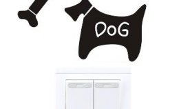Наклейка на выключатель "Пес и косточка"
