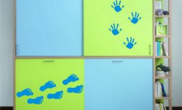 Наклейки на стены для детской комнаты "Отпечатки"